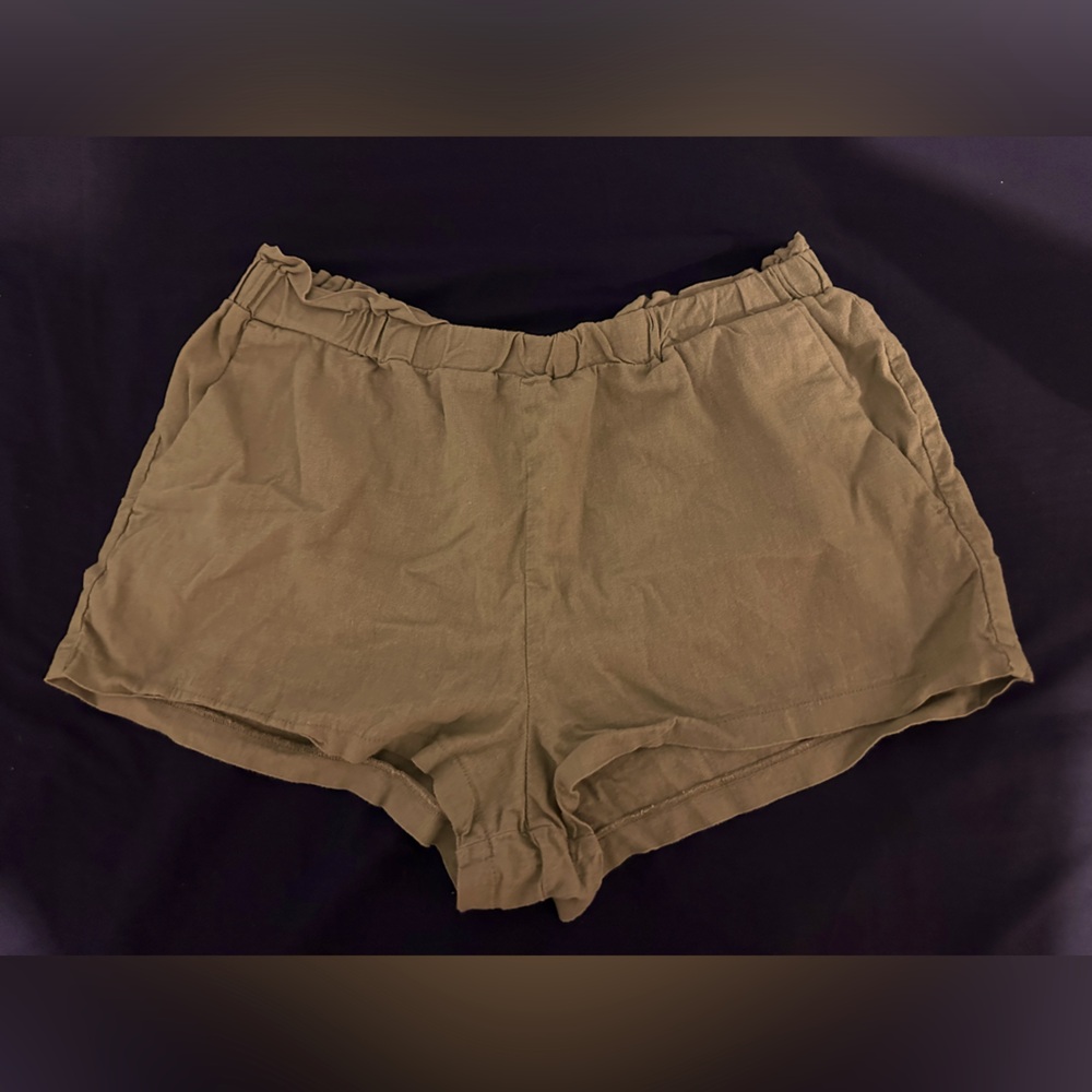 Women's Tan Shorts